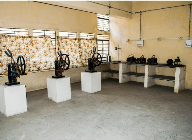 Shri Gulabrao Deokar College of Pharmacy Jalgaon Campus photo 9