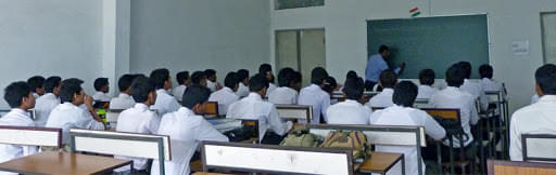 Dharmaraj Shaishanik Prathisthan's College of Pharmacy Ahmednagar College Ambience photo 8