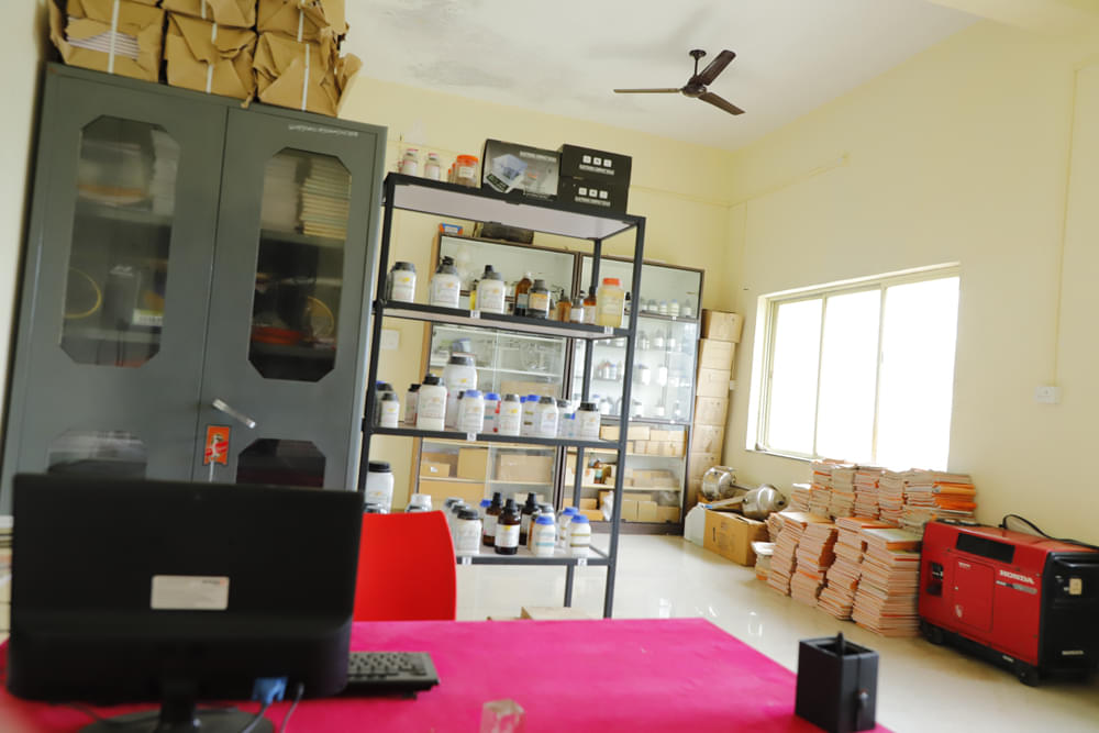 Shantiniketan College Of Pharmacy Ahmednagar College Infrastructure photo 3