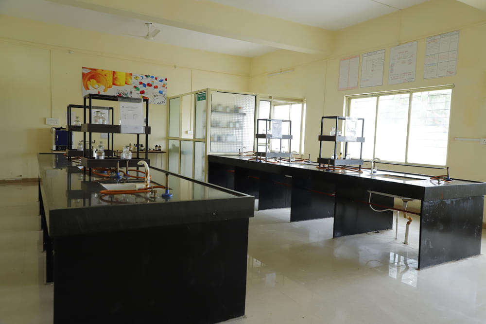 Shantiniketan College Of Pharmacy Ahmednagar College Infrastructure photo 6