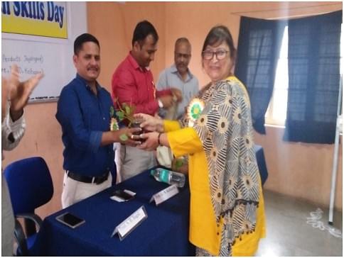 Womens College of Pharmacy, Peth Vadgaon Pune photo_app photo 2