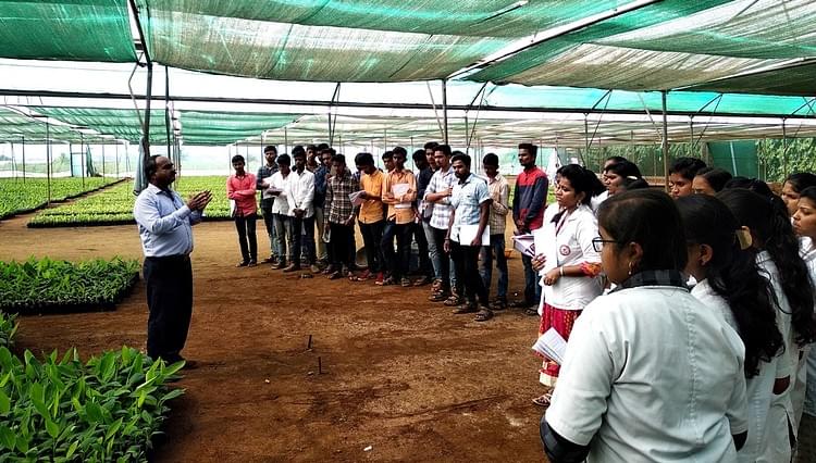 Ashokrao Mane Institute of Pharmaceutical Sciences and Research Save Kolhapur Industrial Visit photo 3