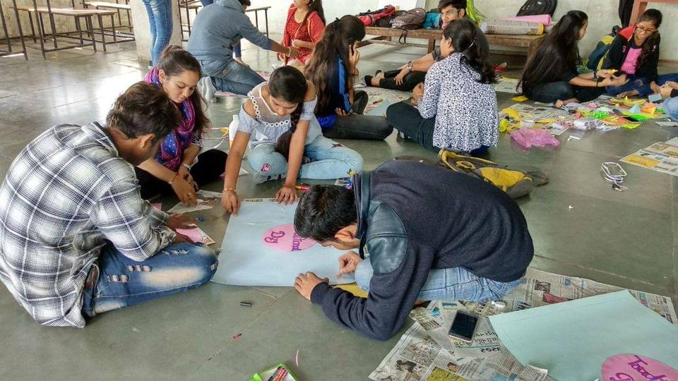 R J Tibrewal Commerce College Ahmedabad Events photo 7