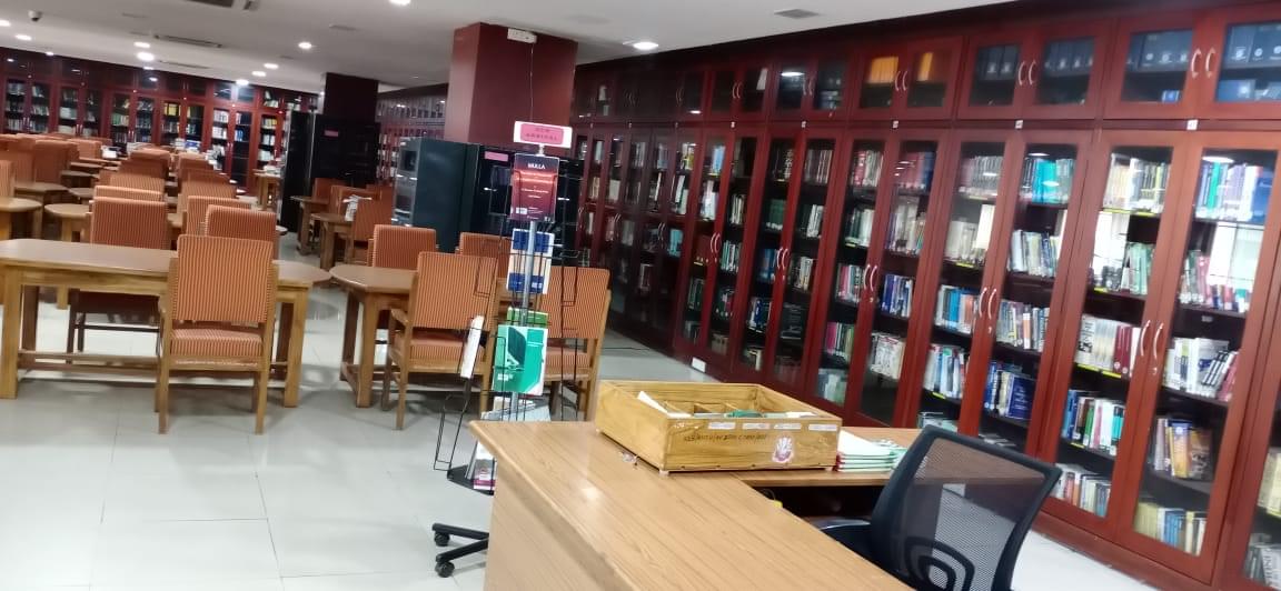 KIIT School of Law Bhubaneswar Library photo 4