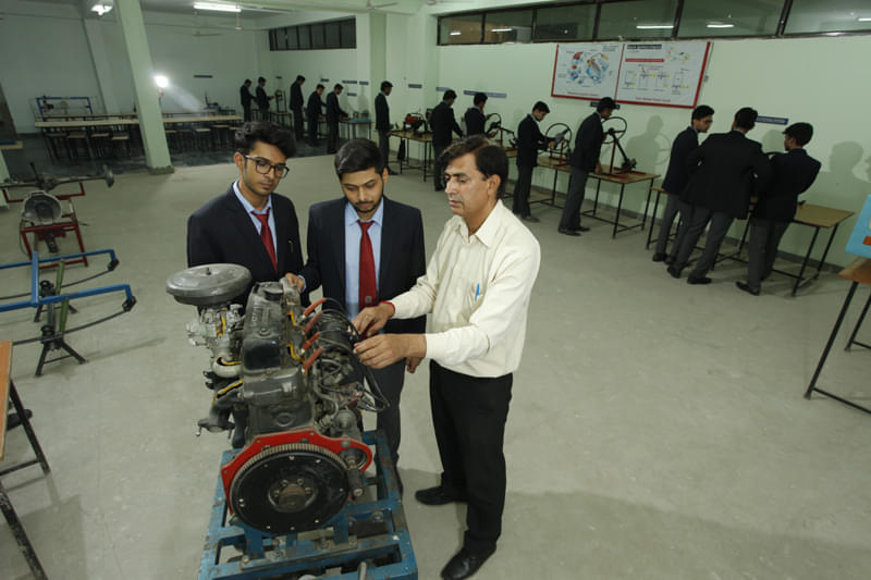 GL Bajaj Lab & Library photo 3