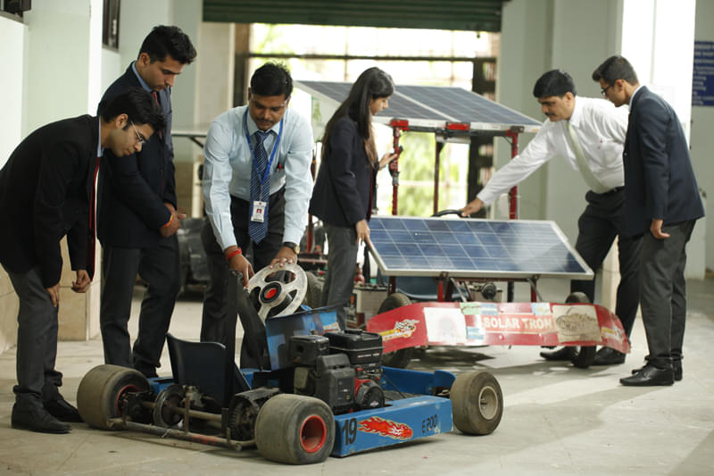 GL Bajaj Lab & Library photo 4