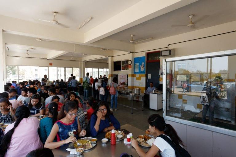Indus University Ahmedabad Cafeteria photo 2