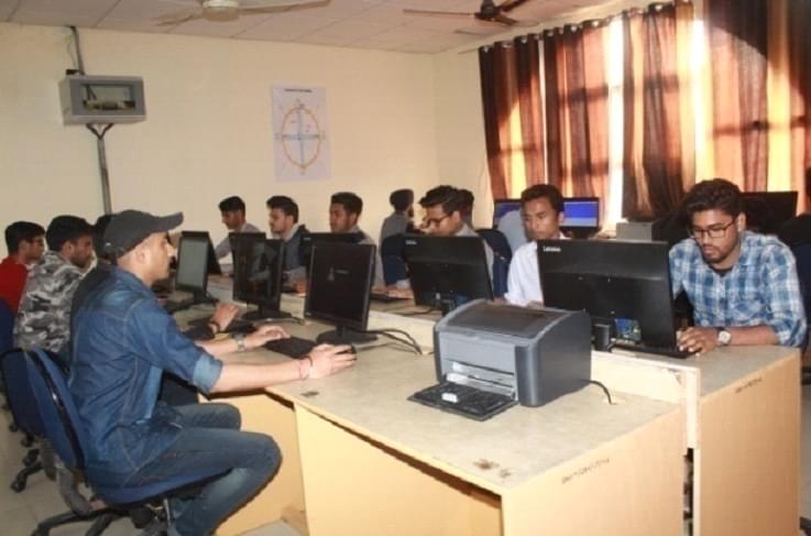 Greater Noida Institute of Technology, IPU Computer Lab photo 1
