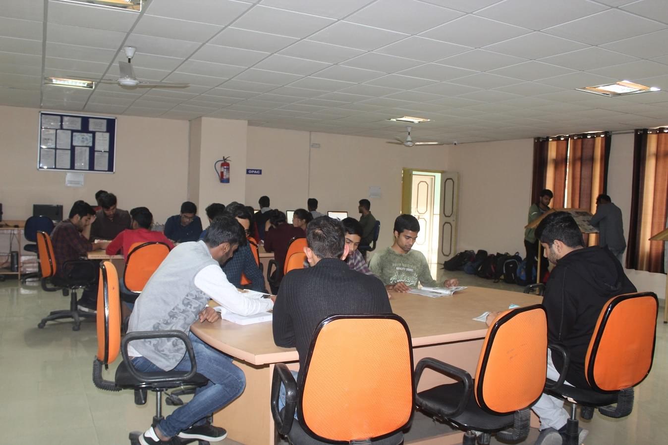 Greater Noida Institute of Technology, IPU Library photo 4