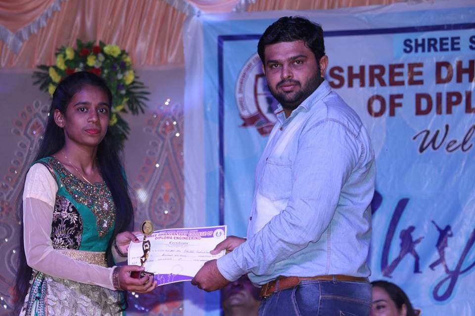 Shree Dhanvantary College of Engineering and Technology Surat Extra Curriculars photo 10