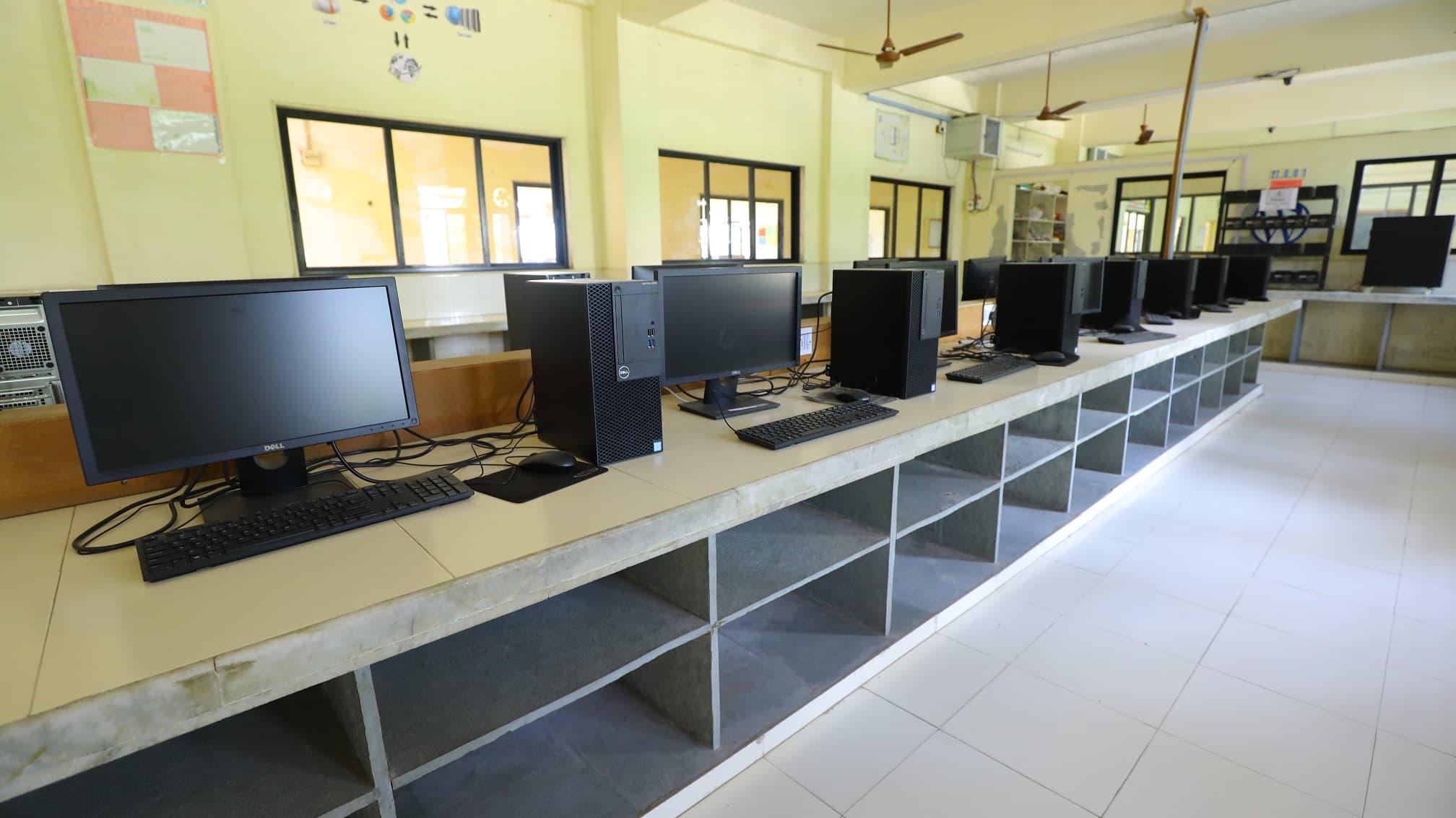 Shree Dhanvantary College of Engineering and Technology Surat Campus photo 18