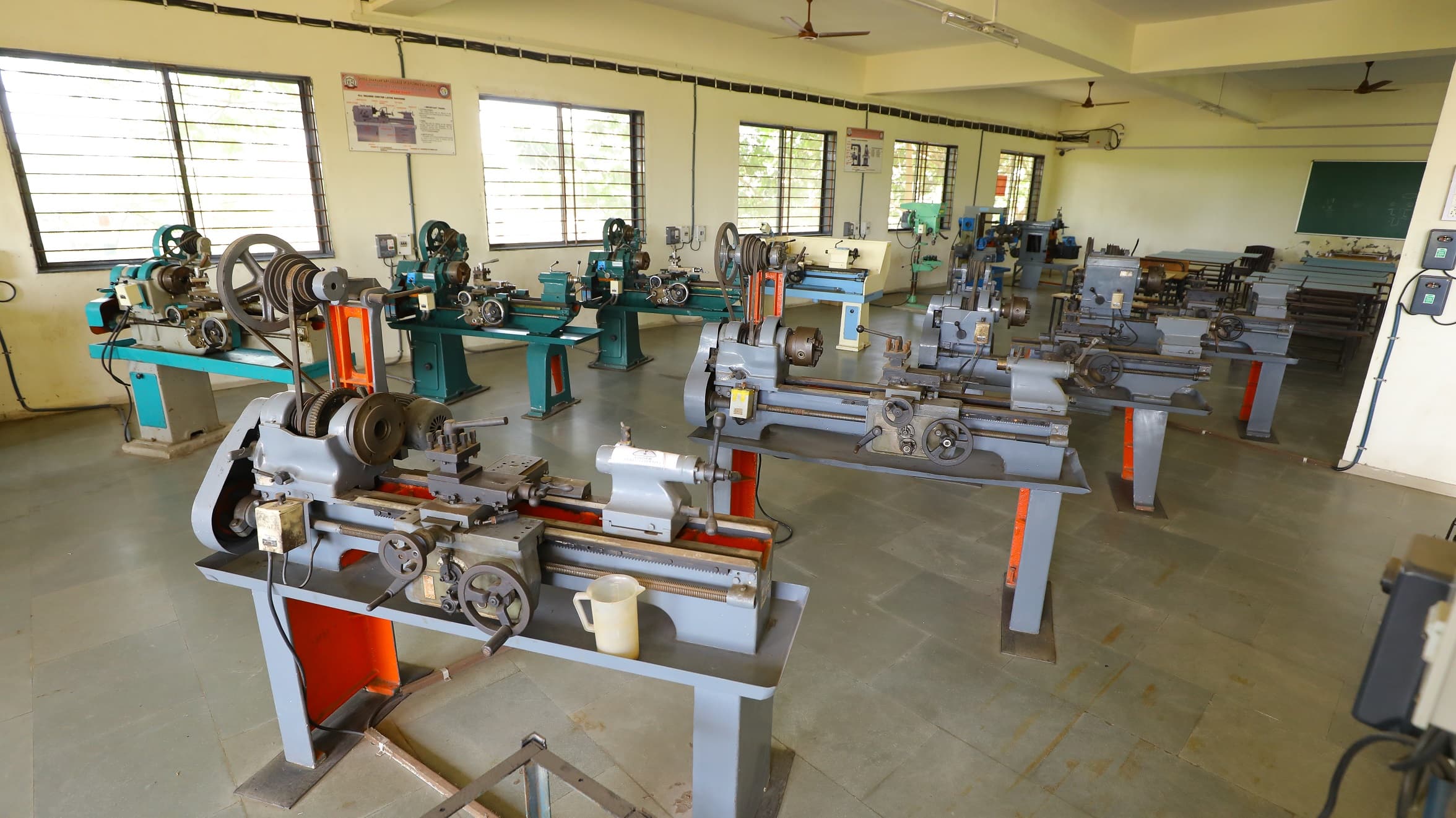 Shree Dhanvantary College of Engineering and Technology Surat Campus photo 19