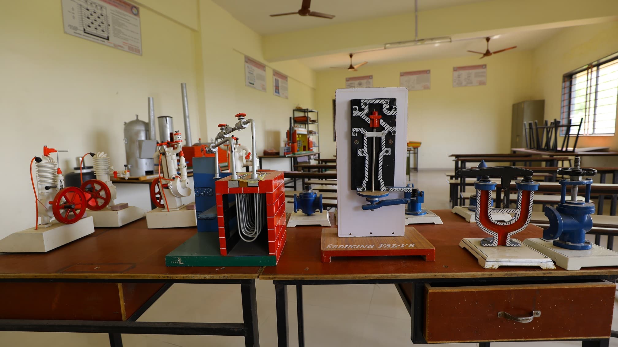 Shree Dhanvantary College of Engineering and Technology Surat Campus photo 20