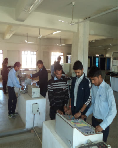 Mandsaur University, Faculty of Engineering & Technology Laboratories photo 17
