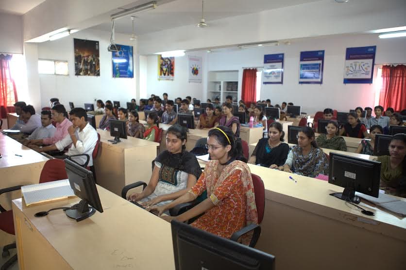 Mandsaur University, Faculty of Engineering & Technology Laboratories photo 18