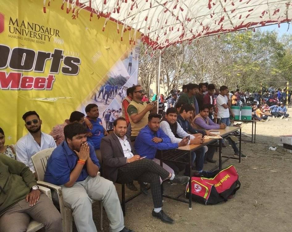 Mandsaur University, Faculty of Business Administration and Commerce Sports photo 2