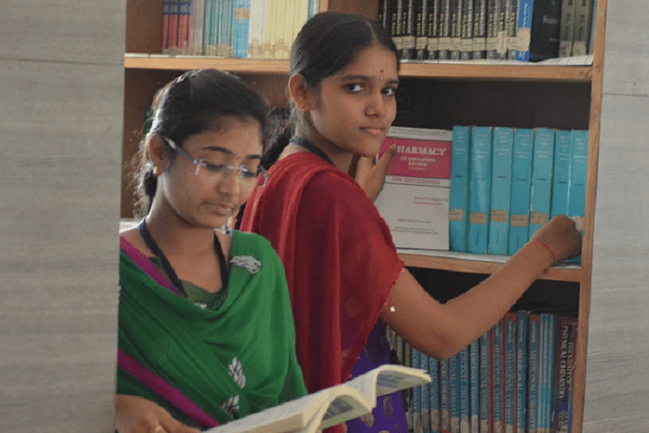 Pydah College of Pharmacy Kakinada Campus Images photo 2