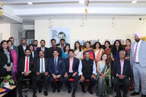 Asian Business School Noida Chetan Bhagat Visit photo 14