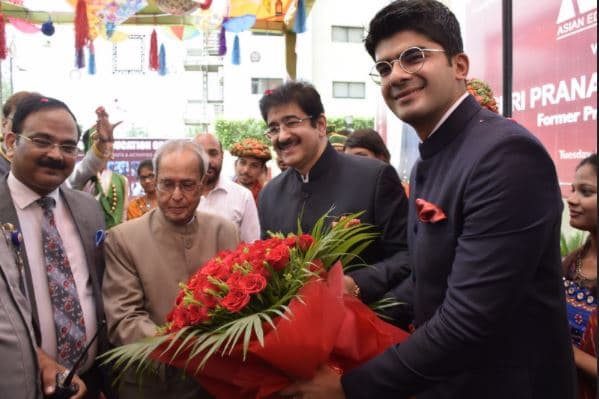 Asian Business School Noida Group Photo Dr. Pranab Mukherjee photo 15