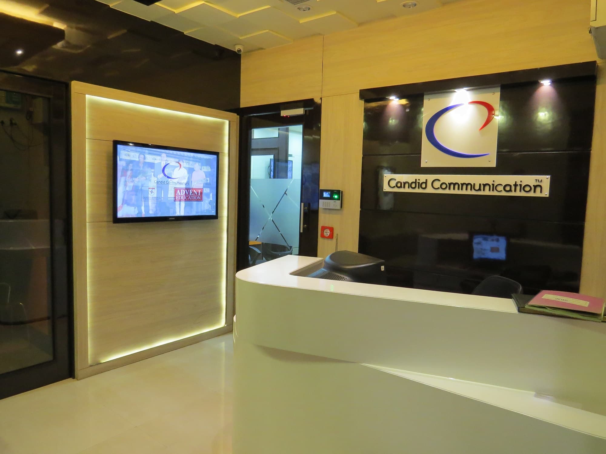 Candid School of Communications Kolkata Academic Building photo 7