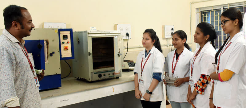 GITAM School of Pharmacy Visakhapatnam Laboratory photo 5
