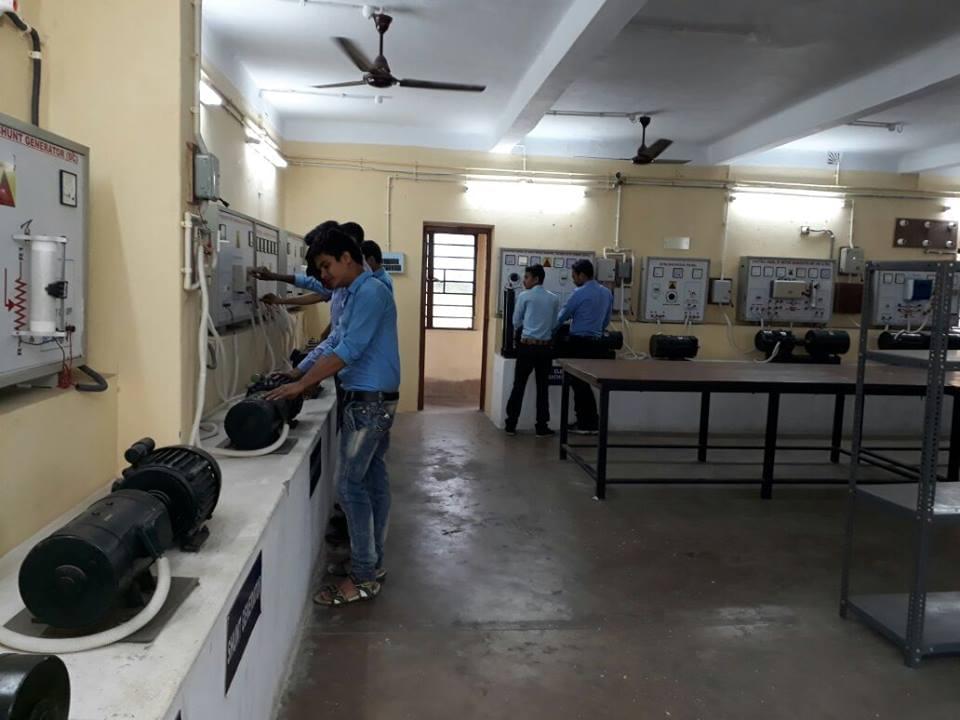 Srimati Techno Institute Kolkata Technical photo 3