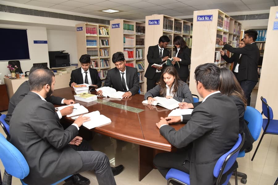 Amity Global Business School Pune Sports photo 28