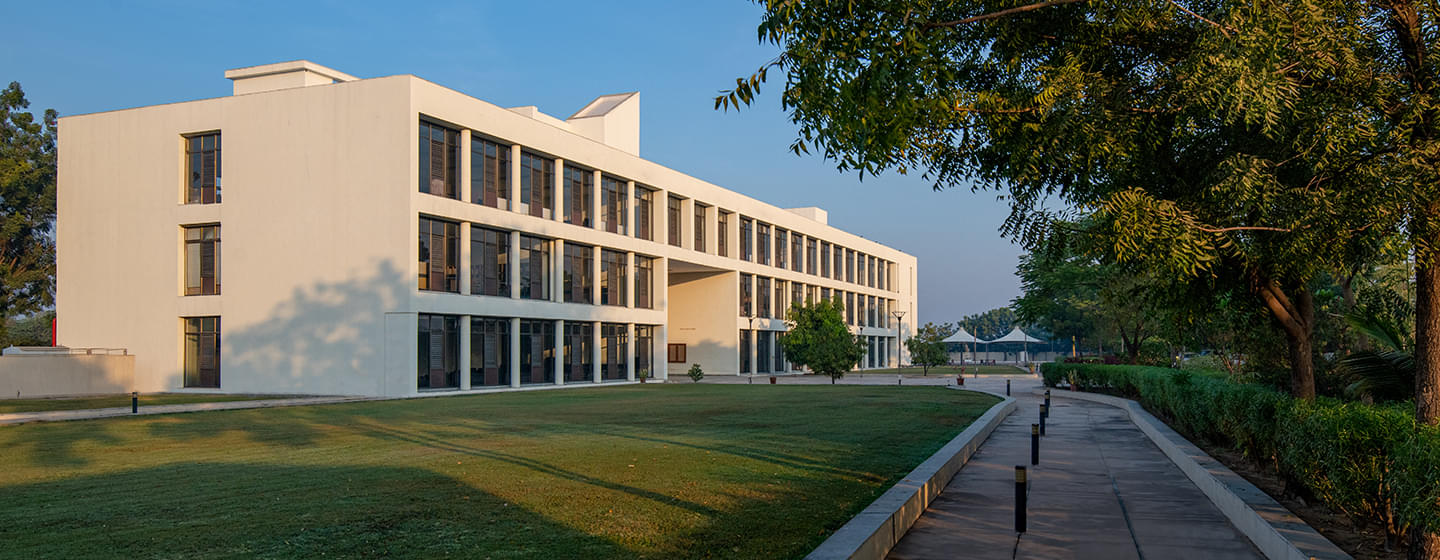 Adani Institute of Digital Technology Management Gandhinagar Academic Building photo 4