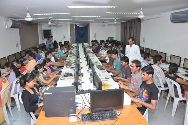 Institute of Science and Technology for Advanced Studies and Research Anand Infrastructure photo 8