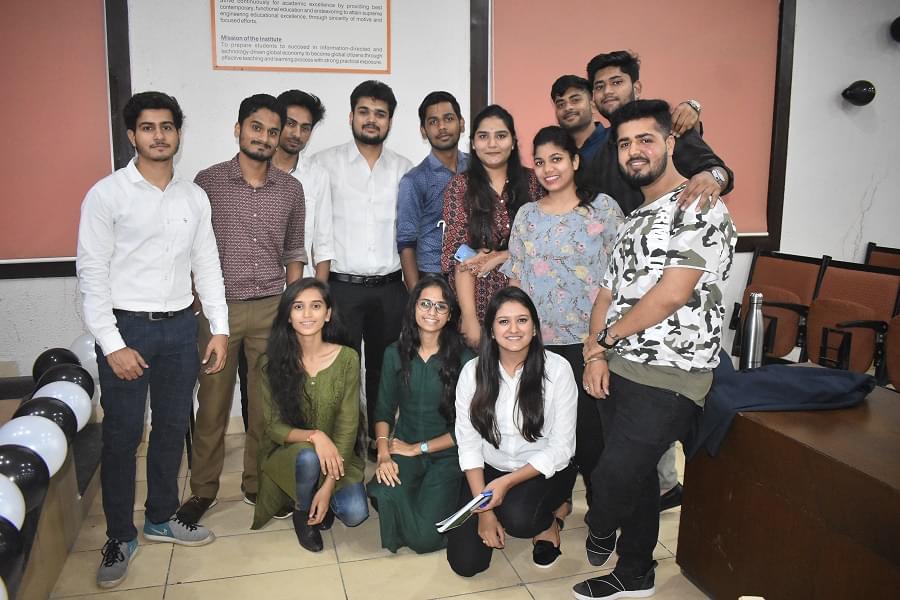 Prestige Institute of Engineering Management and Research Indore PGDM Class photo 1