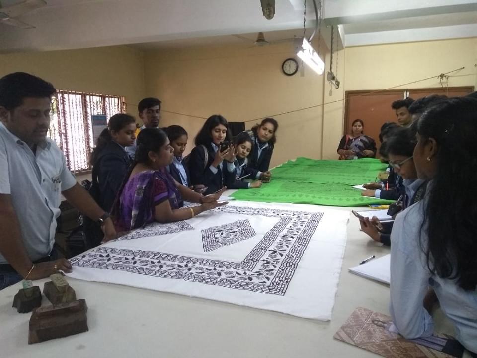 NITTE School of Fashion Technology and Interior Design Bangalore Weaver Society Visit photo 4