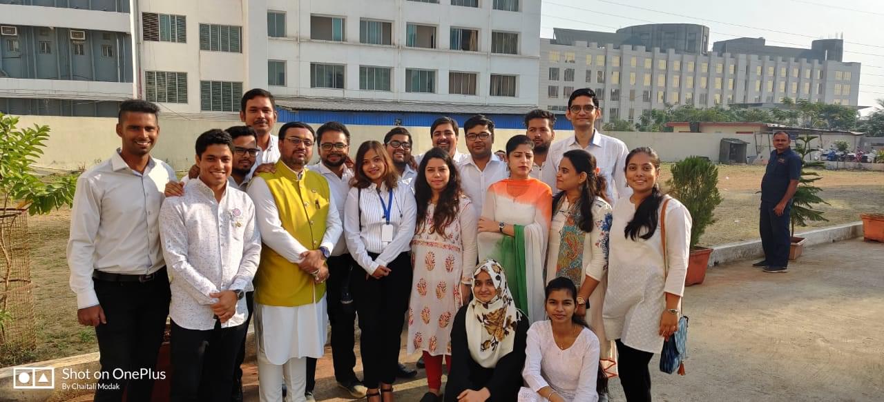 Shree L.R. Tiwari College of Law Thane Independence Day Celebration photo 1