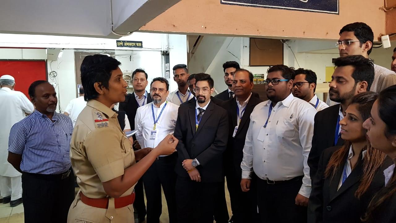 Shree L.R. Tiwari College of Law Thane Police Station Visit photo 3