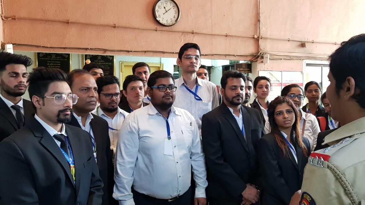 Shree L.R. Tiwari College of Law Thane Police Station Visit photo 4