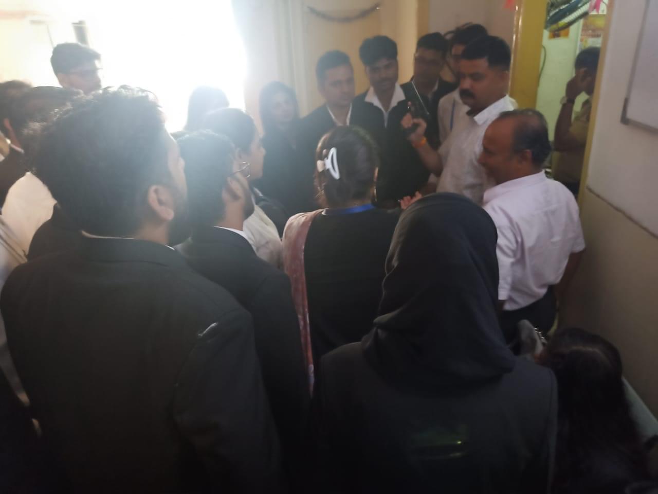 Shree L.R. Tiwari College of Law Thane Police Station Visit photo 8