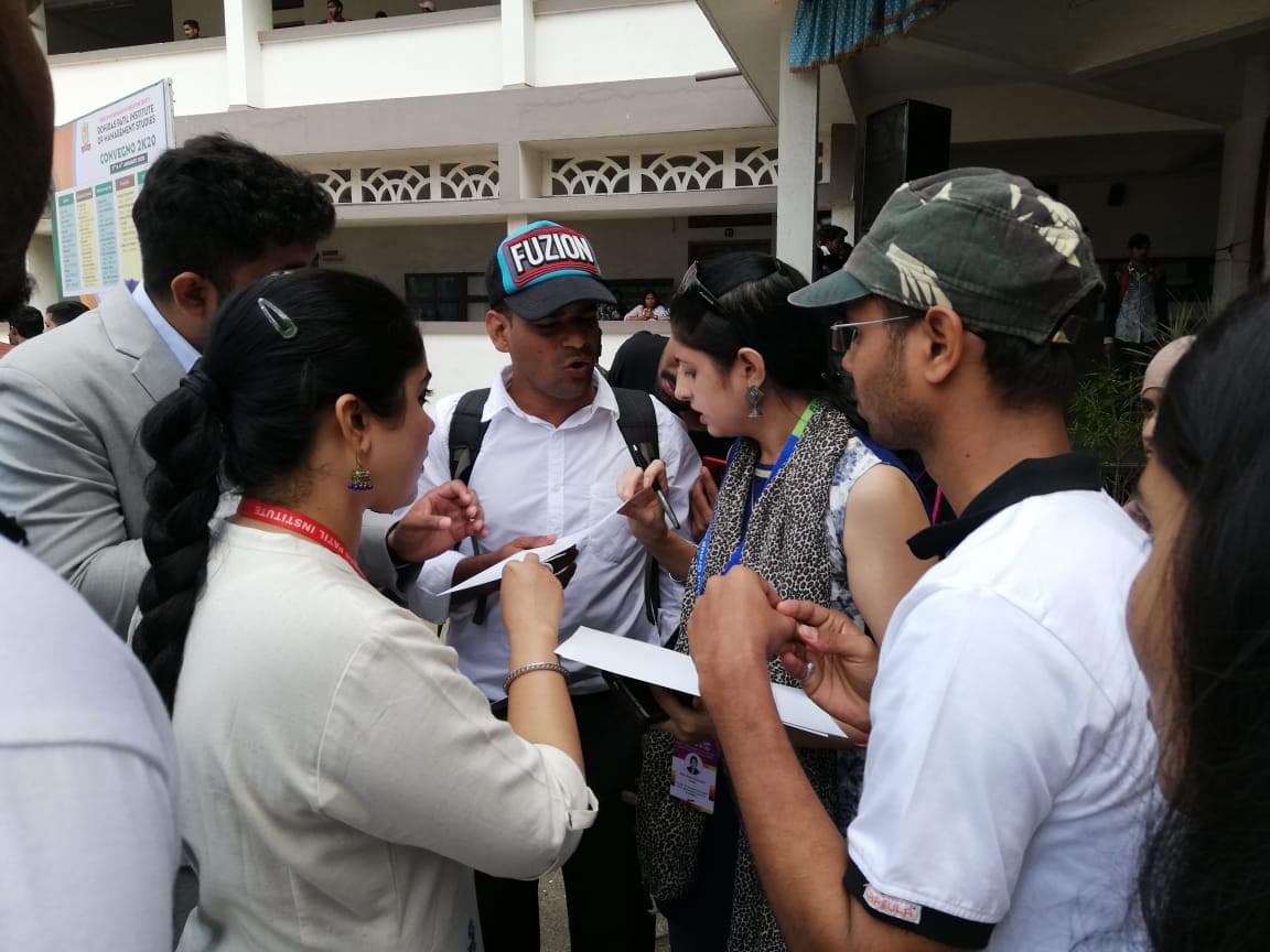 Shree L.R. Tiwari College of Law Thane Sports photo 5