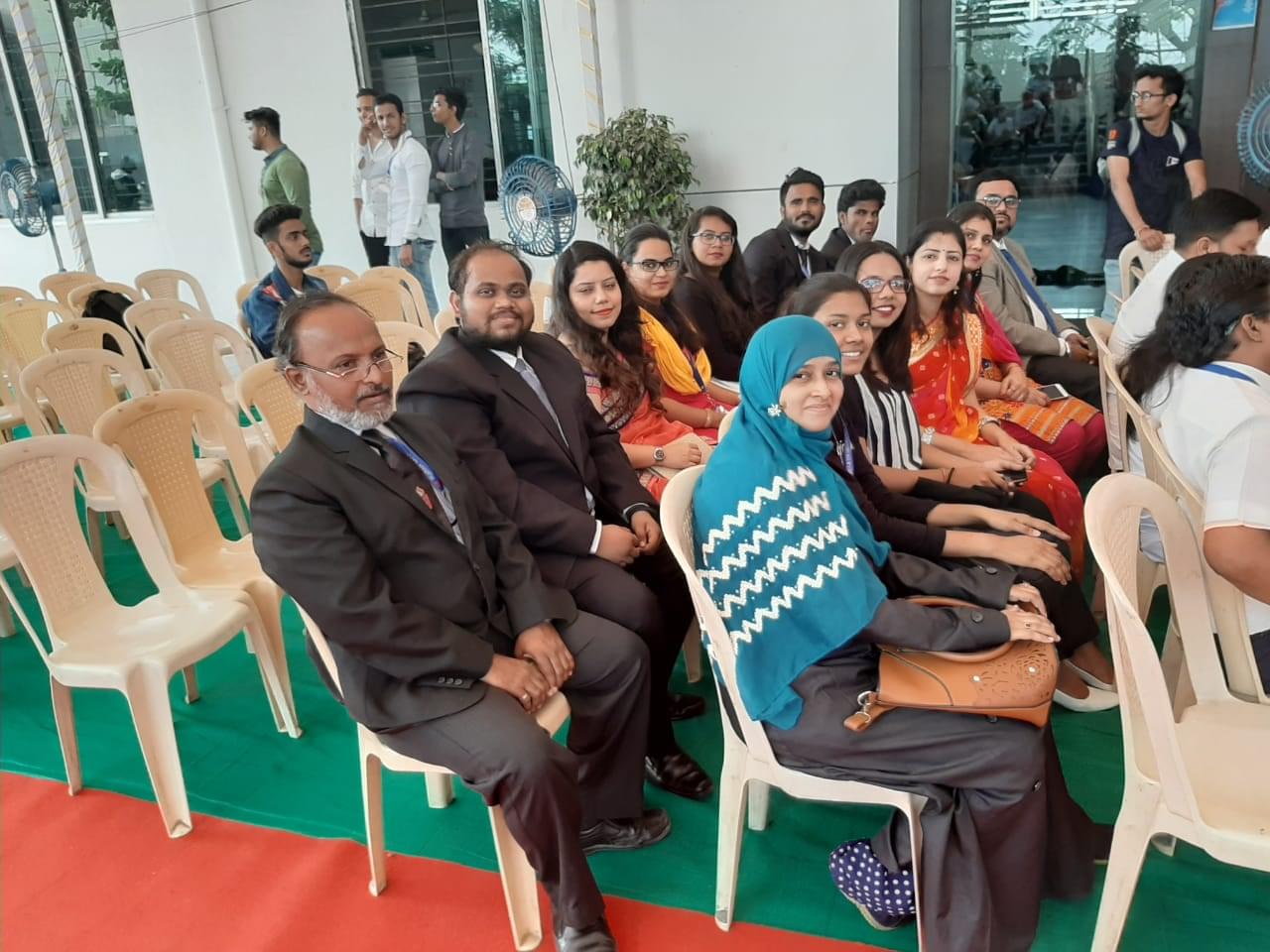 Shree L.R. Tiwari College of Law Thane Utsav 2020 photo 3