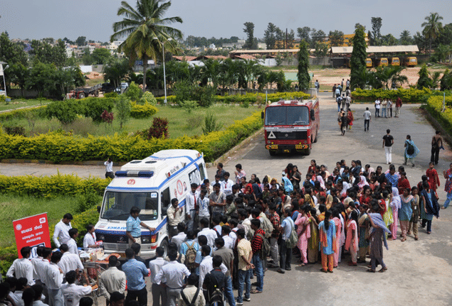 RR B.Ed College Bangalore Academic Building photo 4