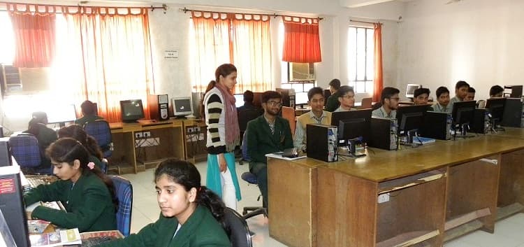 Sagar Institute of Technology & Management Department of Pharmacy Barabanki Campus photo 3