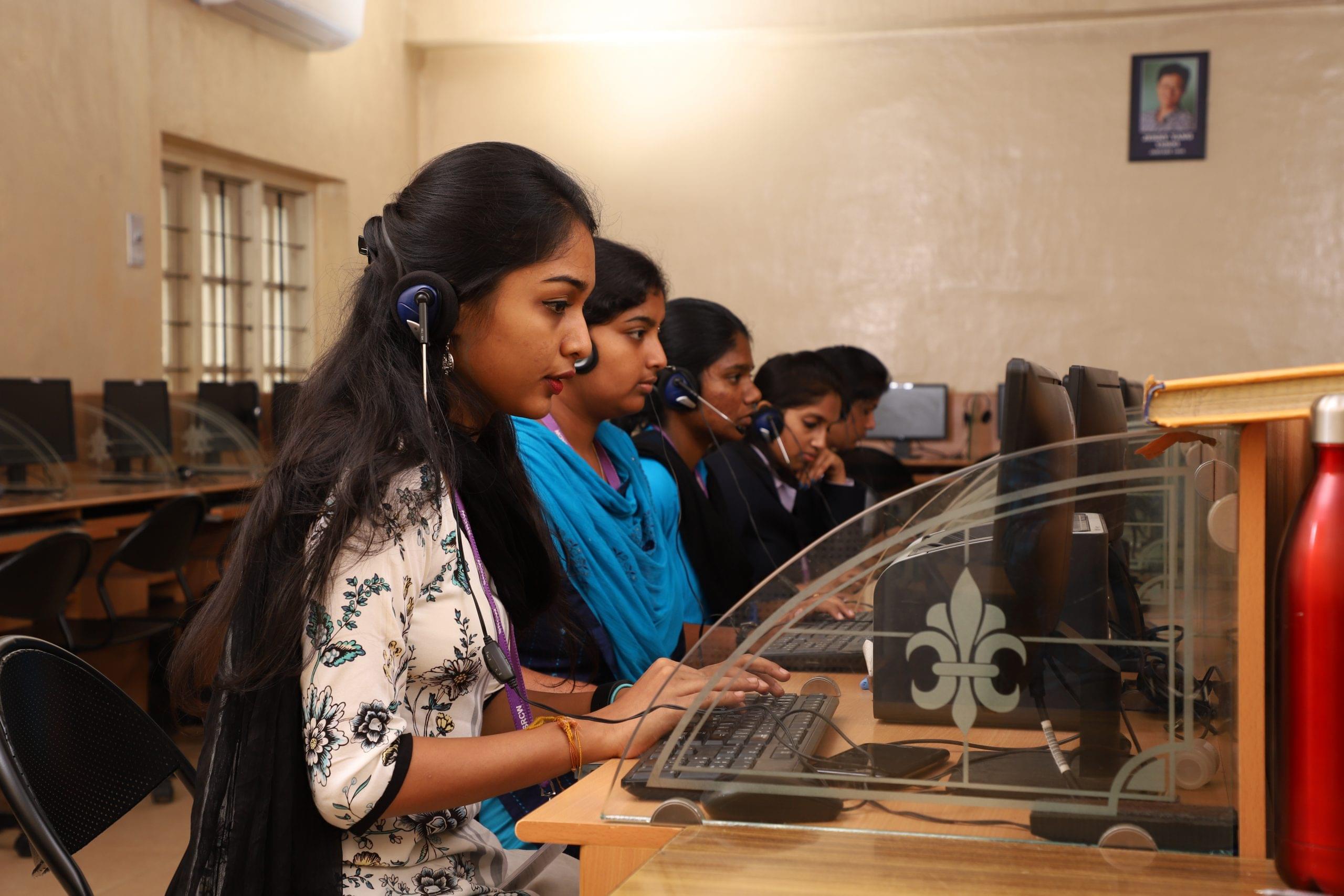 Sri Ramakrishna College of Arts & Science For Women Coimbatore Campus photo 2