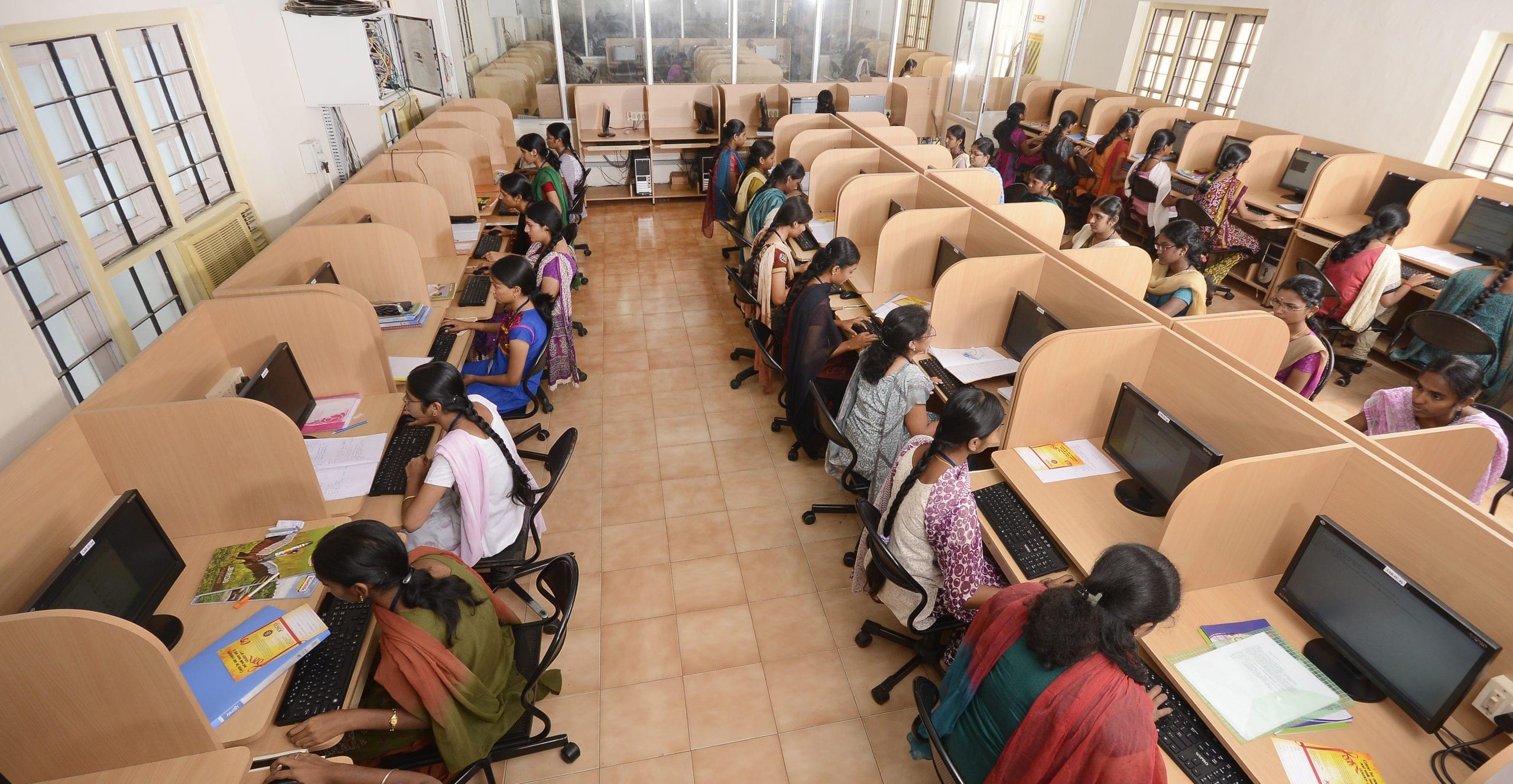Sri Ramakrishna College of Arts & Science For Women Coimbatore Campus photo 4