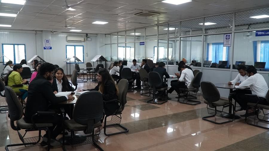 SRM University Sonepat Law Department photo 11