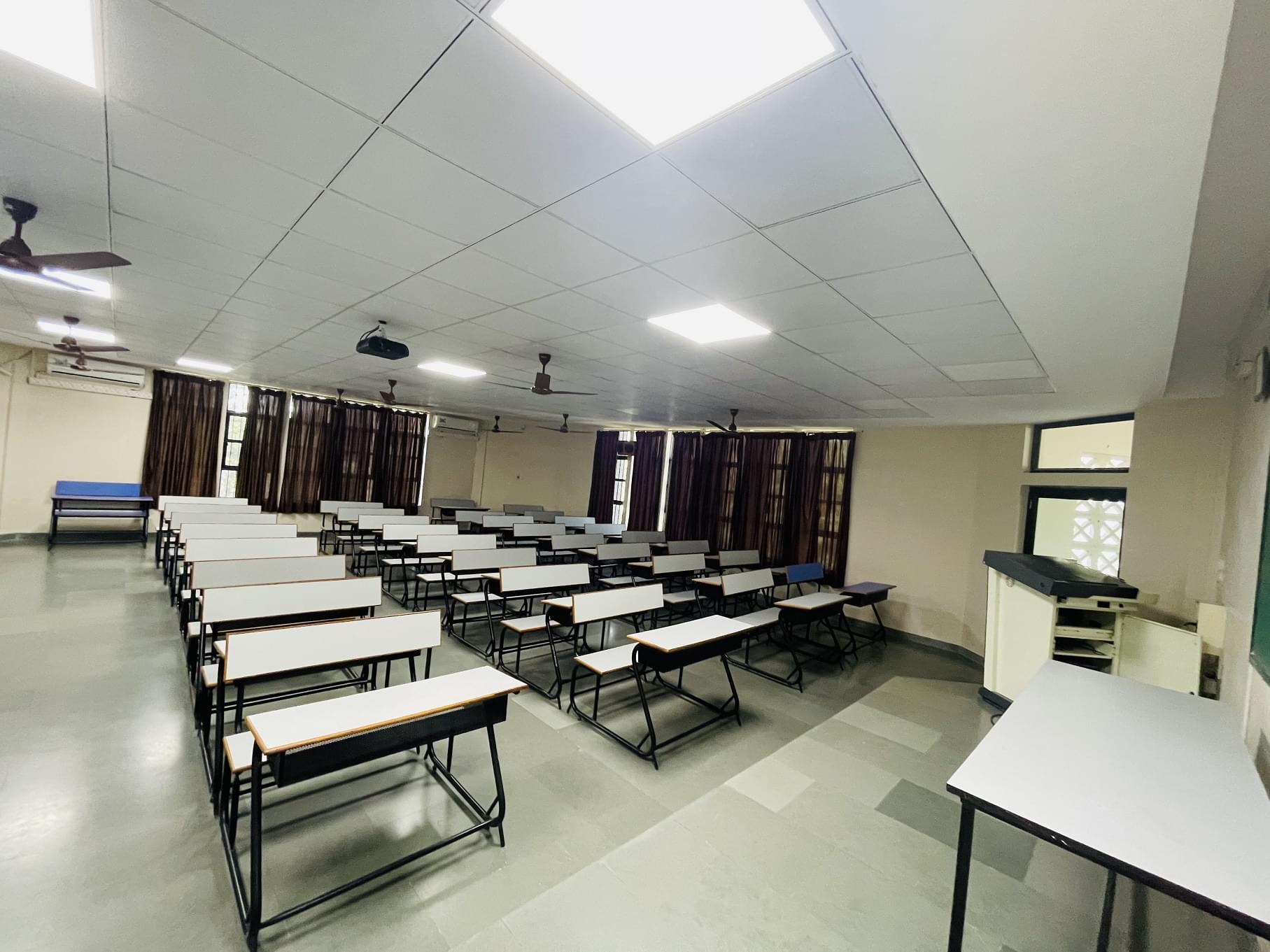 Devang Patel Institute of Advance Technology and Research Anand Infrastructure photo 14