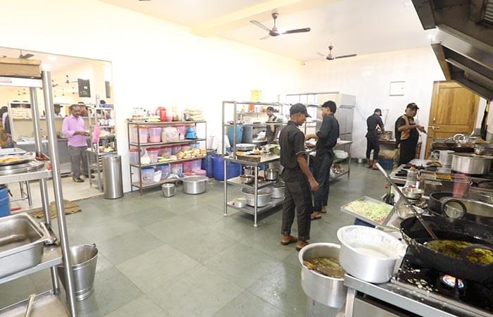 Pravin Patil College of Diploma Engineering and Technology Thane canteen photo 3