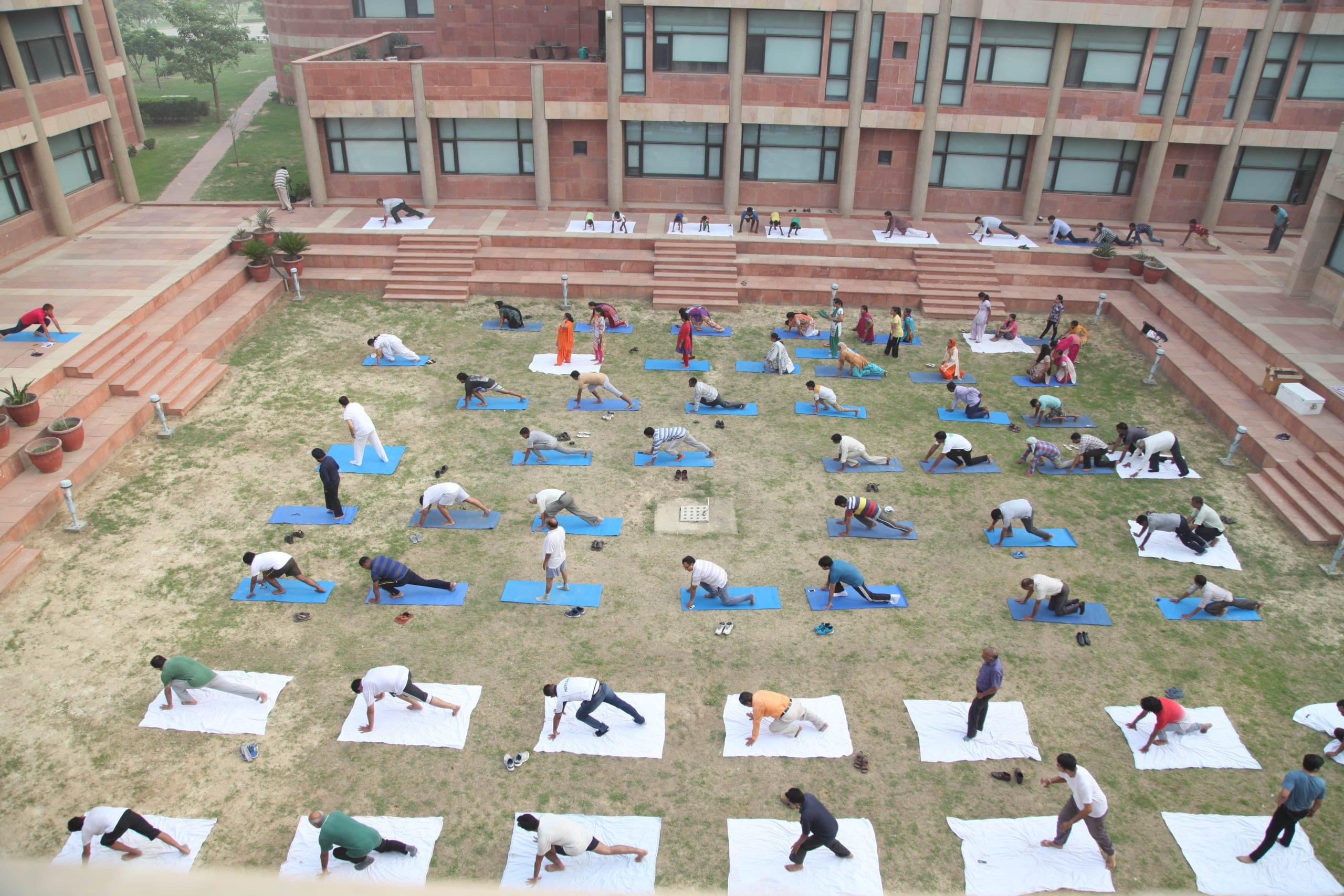 Pandit Lakshmi Chand State University of Performing and Visual Arts Rohtak Campus photo 7