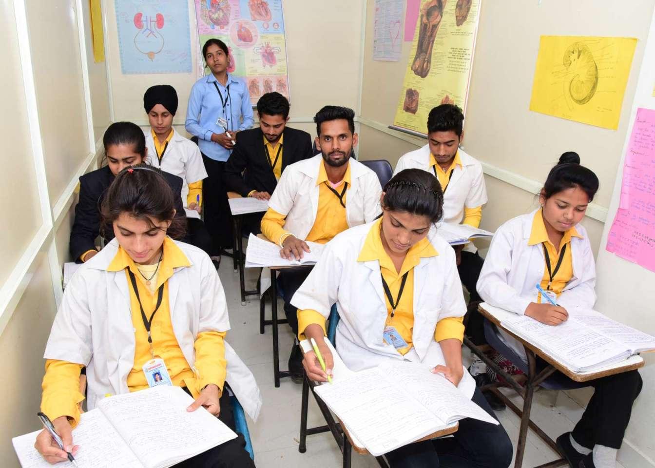 Om Sai Para Medical College Ambala Campus photo 12