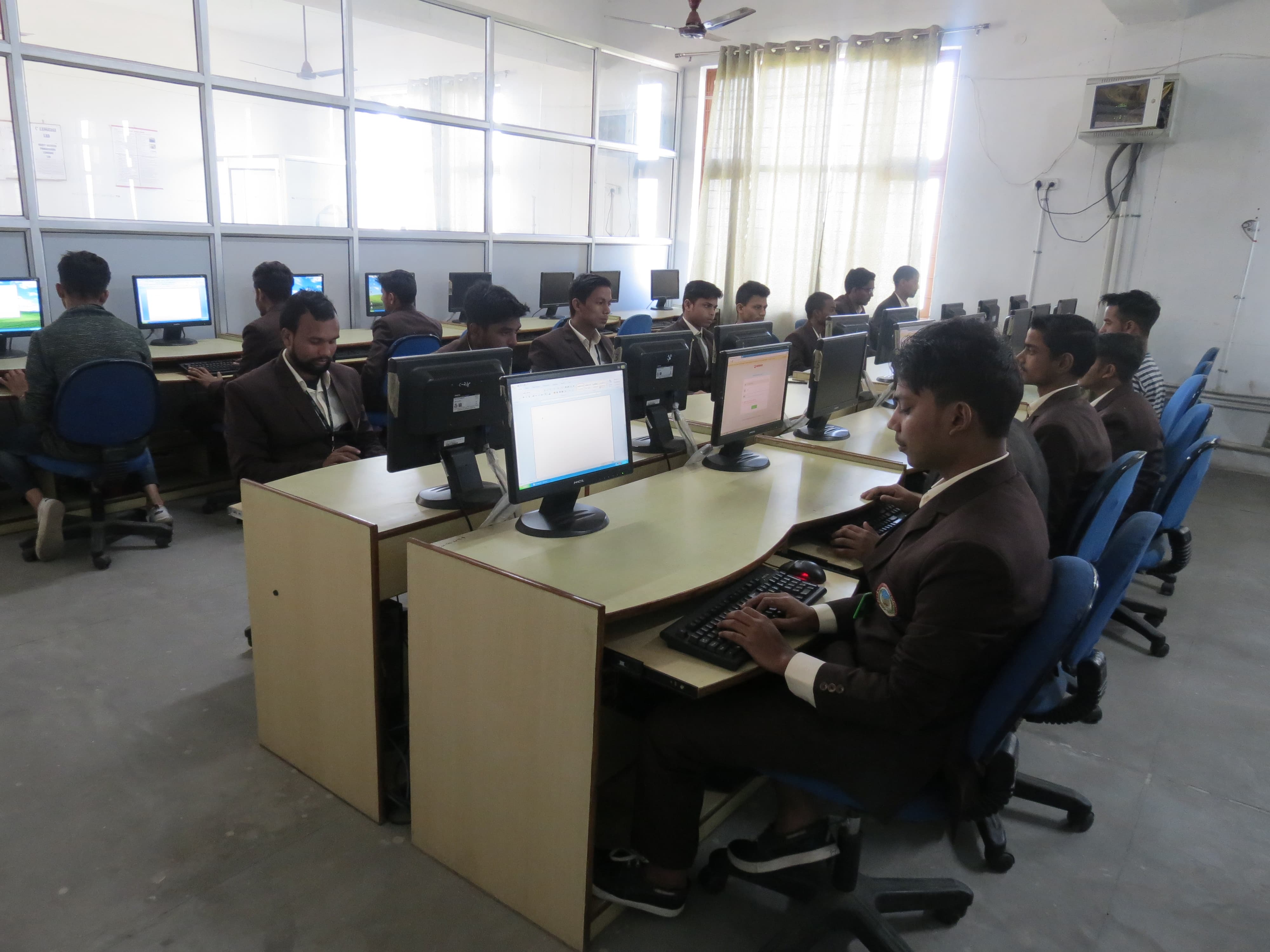 Global Research Institute of Management and Technology Yamuna Nagar Classroom photo 7