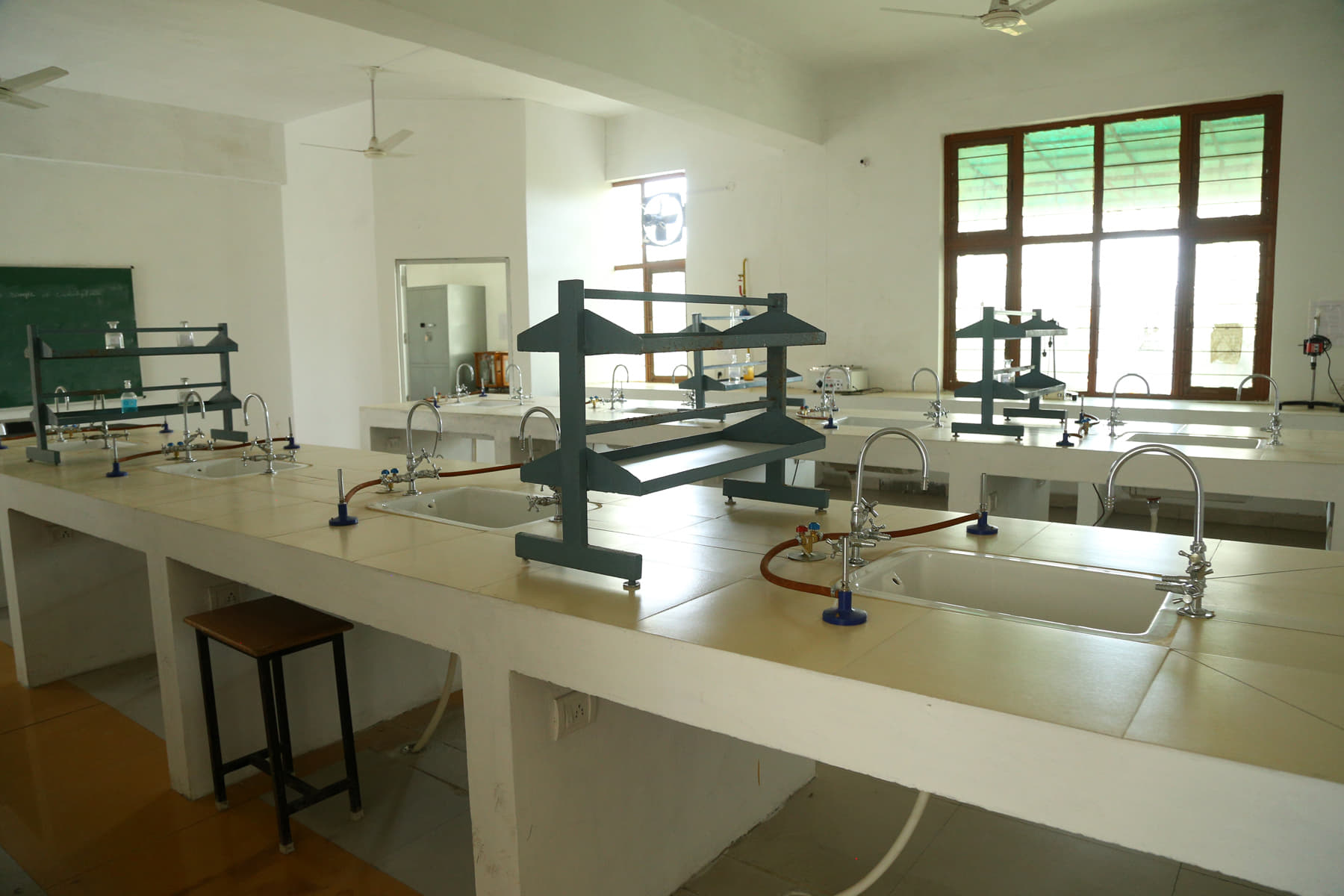 Global Research Institute of Pharmacy Yamuna Nagar Pharma Labs photo 9