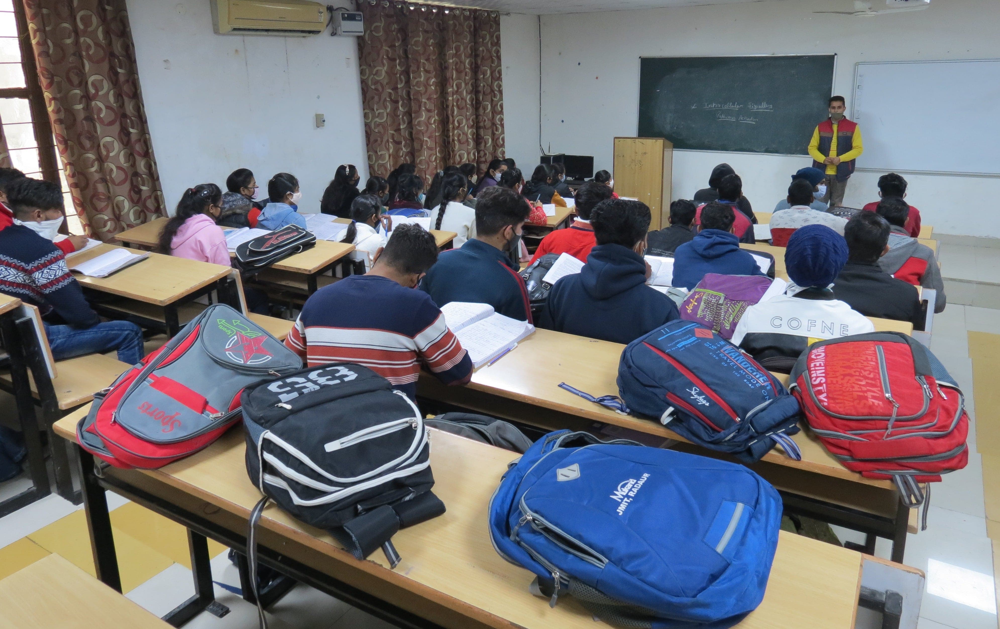 Global Research Institute of Pharmacy Yamuna Nagar Classroom photo 20