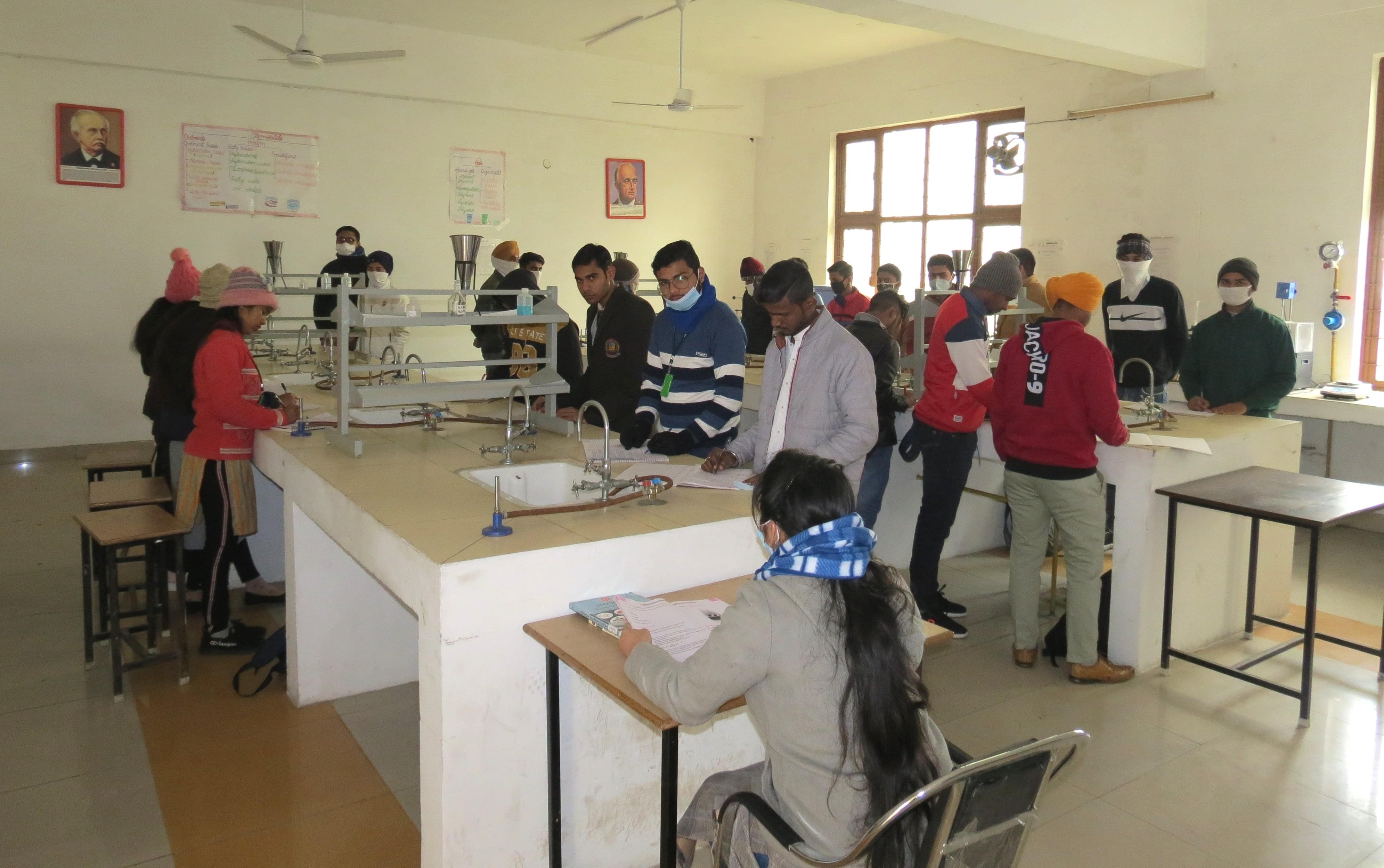 Global Research Institute of Pharmacy Yamuna Nagar Classroom photo 30